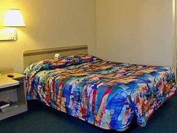 Red Roof Inn ブルボネ 部屋 写真